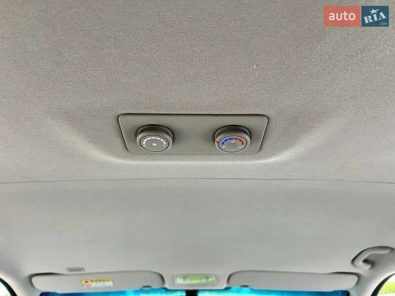 Минивэн Hyundai Grand Starex 2017 в Киеве фото 48 Минивэн Hyundai Grand Starex 2017 в Киеве