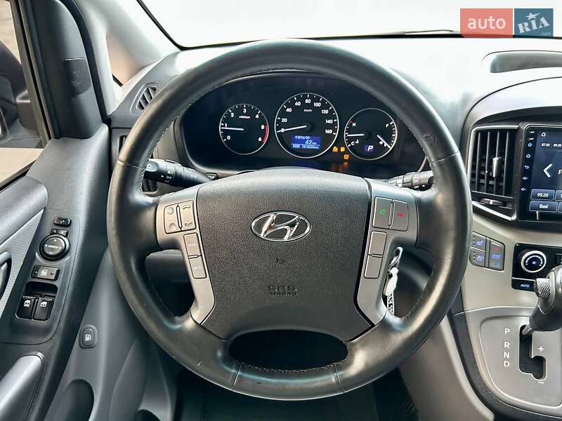 Минивэн Hyundai Grand Starex 2017 в Киеве фото 57 Минивэн Hyundai Grand Starex 2017 в Киеве