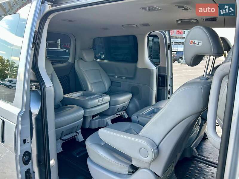 Минивэн Hyundai Grand Starex 2017 в Киеве фото 72 Минивэн Hyundai Grand Starex 2017 в Киеве