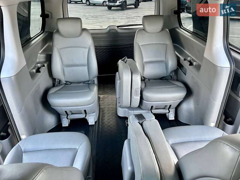 Минивэн Hyundai Grand Starex 2017 в Киеве фото 66 Минивэн Hyundai Grand Starex 2017 в Киеве