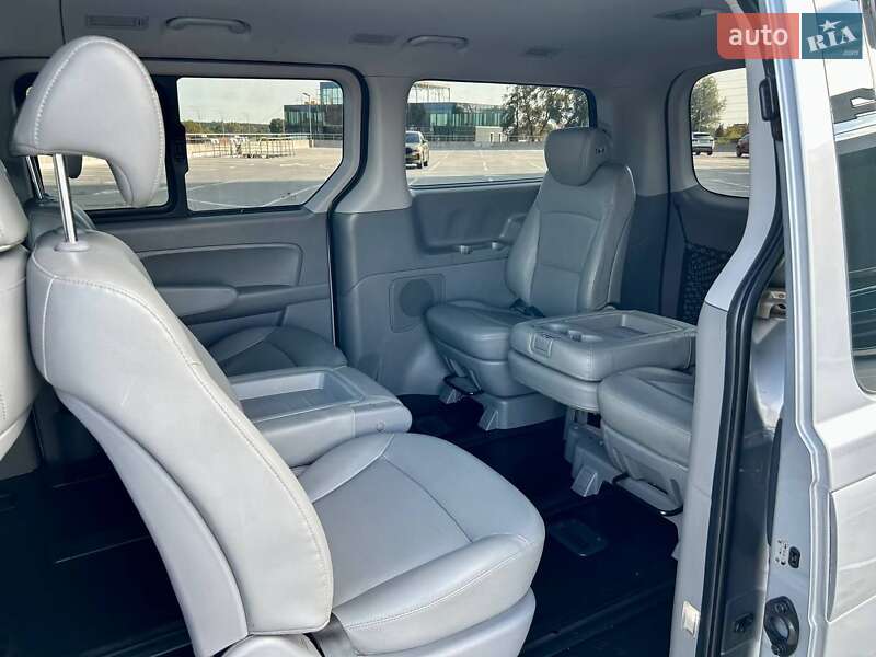 Минивэн Hyundai Grand Starex 2017 в Киеве фото 76 Минивэн Hyundai Grand Starex 2017 в Киеве
