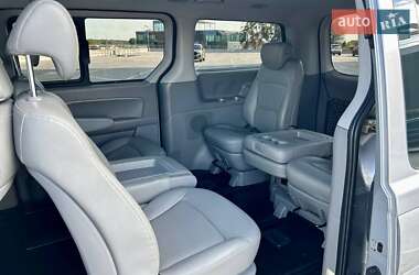 Минивэн Hyundai Grand Starex 2017 в 