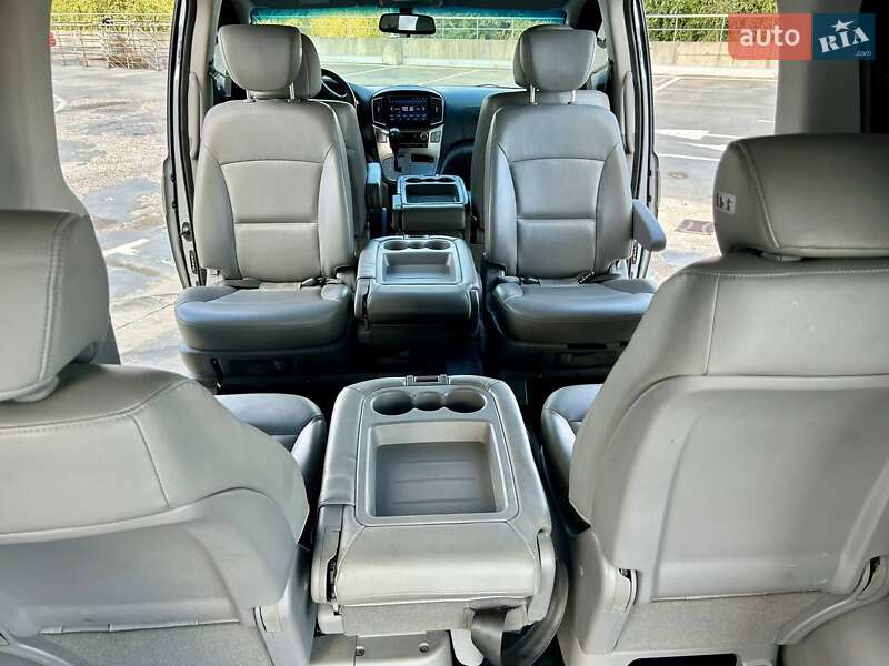 Минивэн Hyundai Grand Starex 2017 в Киеве фото 93 Минивэн Hyundai Grand Starex 2017 в Киеве