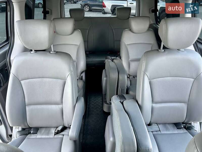 Минивэн Hyundai Grand Starex 2017 в Киеве фото 104 Минивэн Hyundai Grand Starex 2017 в Киеве
