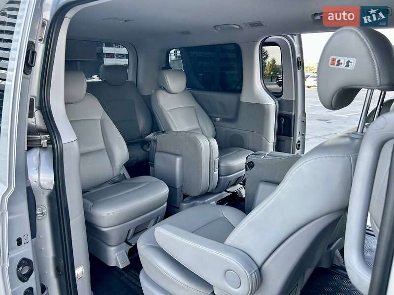Минивэн Hyundai Grand Starex 2017 в Киеве фото 112 Минивэн Hyundai Grand Starex 2017 в Киеве