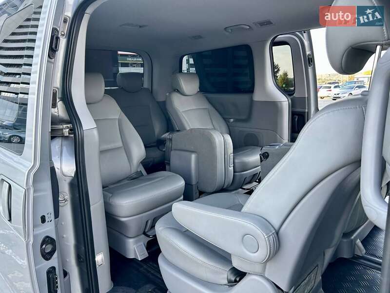 Минивэн Hyundai Grand Starex 2017 в Киеве фото 117 Минивэн Hyundai Grand Starex 2017 в Киеве