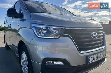 Минивэн Hyundai Grand Starex 2020 в 