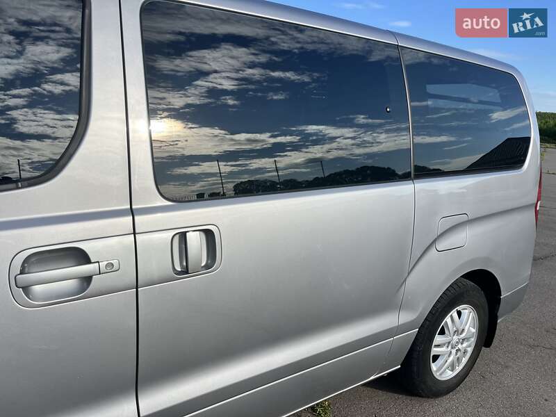 Мінівен Hyundai Grand Starex 2020 в Жашківу