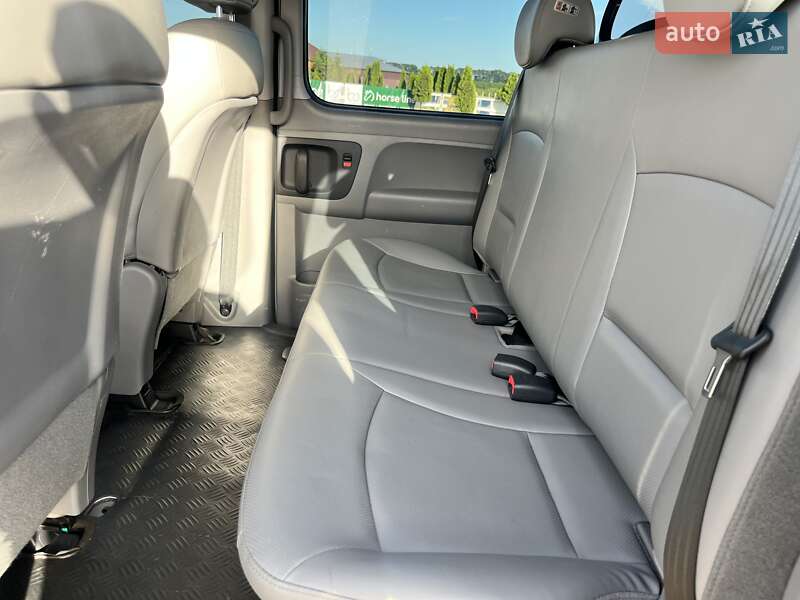 Мінівен Hyundai Grand Starex 2020 в Жашківу