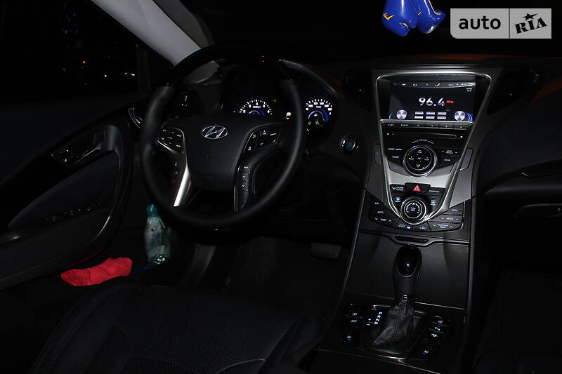 Седан Hyundai Grandeur 2013 в Києві