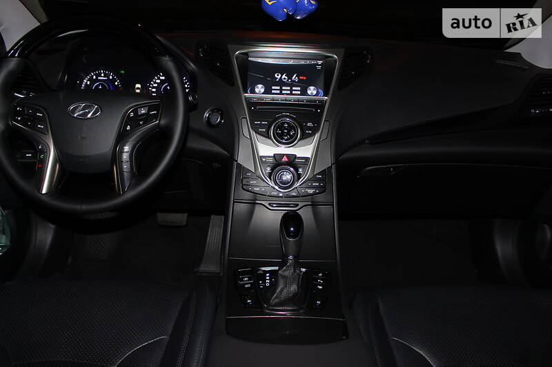 Седан Hyundai Grandeur 2013 в Києві