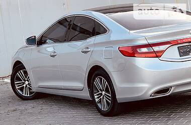 Седан Hyundai Grandeur 2013 в Одессе