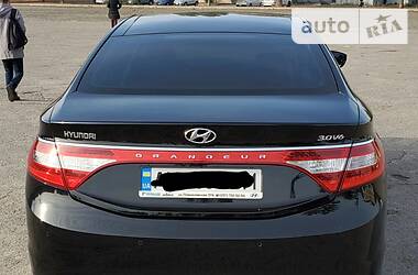 Седан Hyundai Grandeur 2015 в Харькове