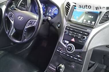 Седан Hyundai Grandeur 2015 в Києві