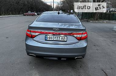 Седан Hyundai Grandeur 2016 в 