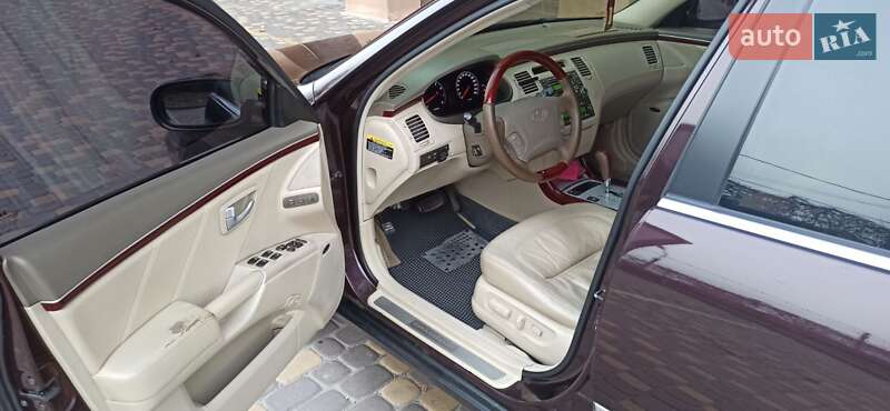 Седан Hyundai Grandeur 2007 в Виннице