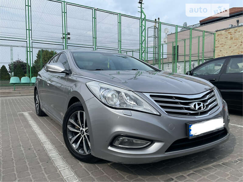 Седан Hyundai Grandeur 2012 в Черкасах