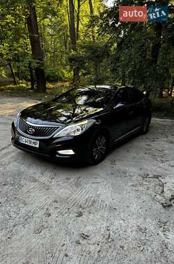 Седан Hyundai Grandeur 2013 в Львове