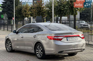 Hyundai Grandeur 2012