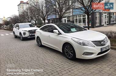 Седан Hyundai Grandeur 2013 в Ивано-Франковске