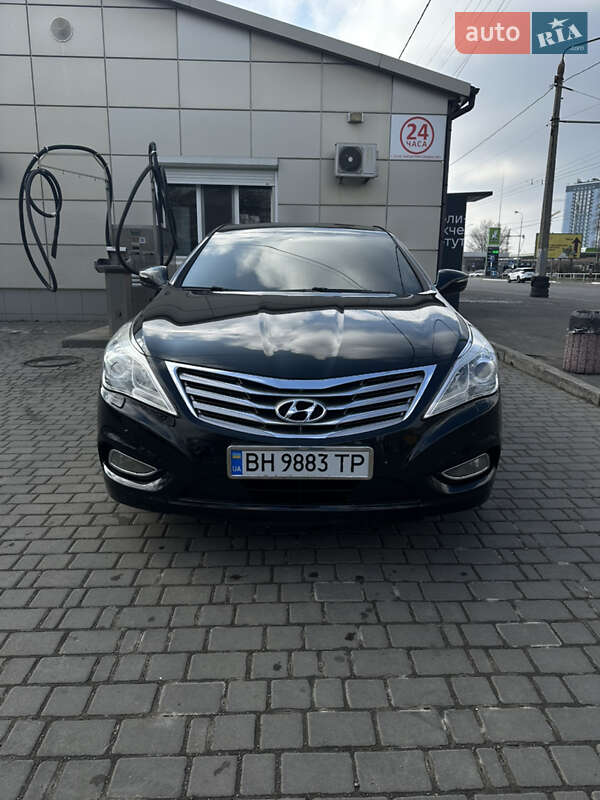 Седан Hyundai Grandeur 2011 в 