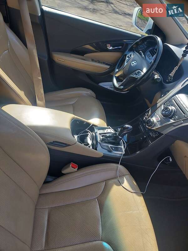 Седан Hyundai Grandeur 2011 в Києві