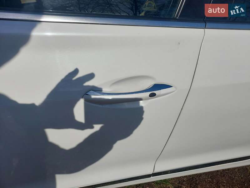 Седан Hyundai Grandeur 2011 в Києві
