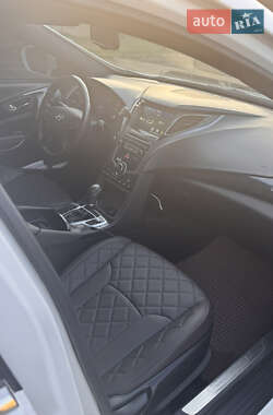 Седан Hyundai Grandeur 2014 в 