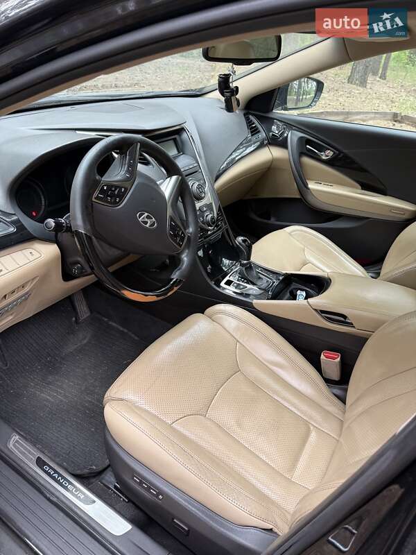 Седан Hyundai Grandeur 2013 в Києві фото 55 Седан Hyundai Grandeur 2013 в Києві