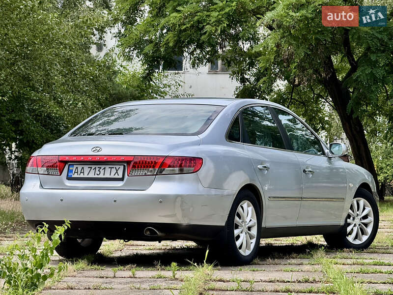 Седан Hyundai Grandeur 2006 в Києві