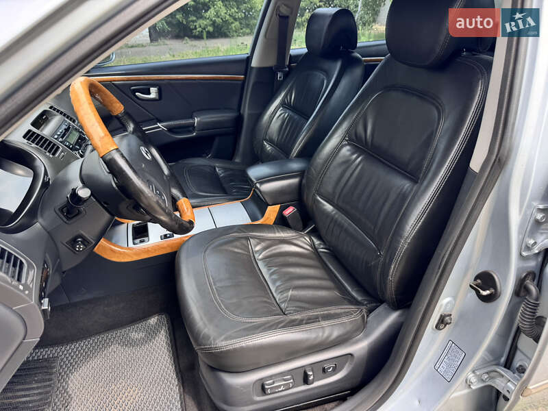 Седан Hyundai Grandeur 2006 в Києві