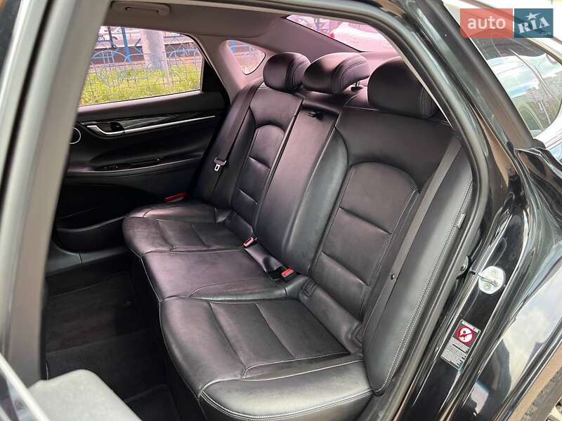 Седан Hyundai Grandeur 2017 в Києві