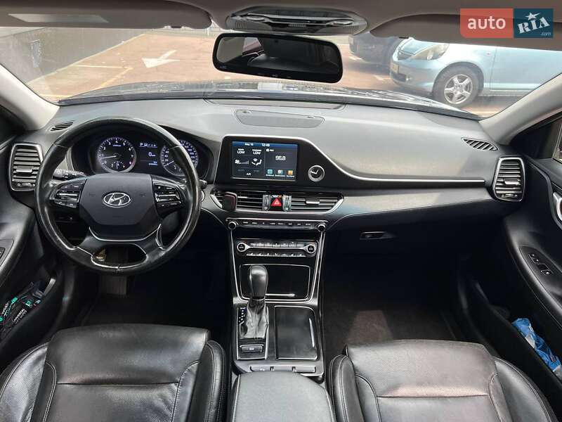 Седан Hyundai Grandeur 2017 в Києві