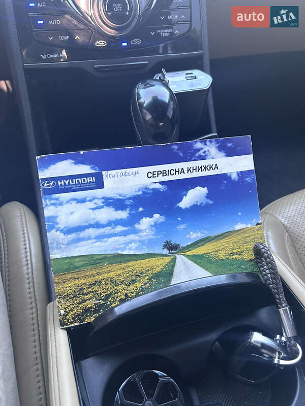 Седан Hyundai Grandeur 2012 в Днепре