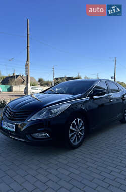 Седан Hyundai Grandeur 2011 в Житомире