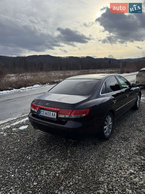 Седан Hyundai Grandeur 2007 в Вижнице