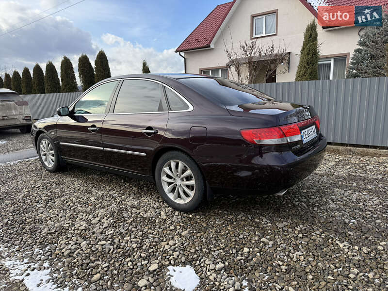 Седан Hyundai Grandeur 2007 в Вижнице