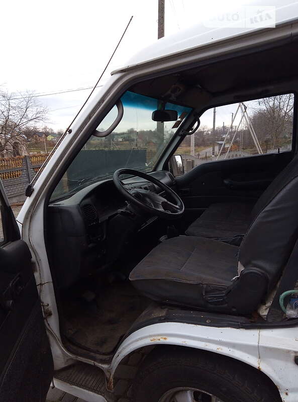 Грузовой фургон Hyundai H 100 1998 в Львове фото 3 Грузовой фургон Hyundai H 100 1998 в Львове