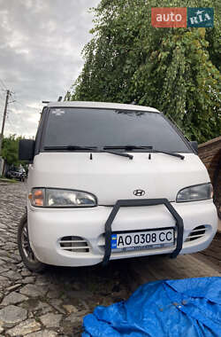 Грузопассажирский фургон Hyundai H 100 1998 в Ужгороде