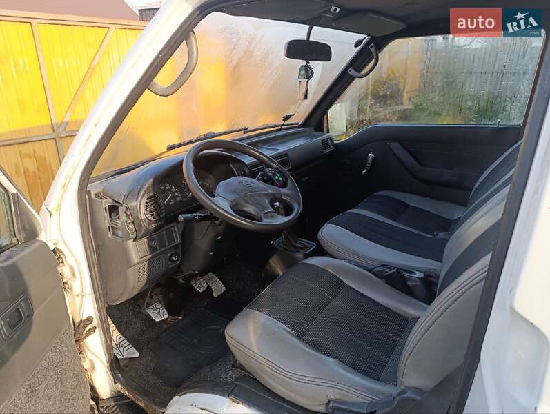 Мінівен Hyundai H 100 1996 в Миронівці