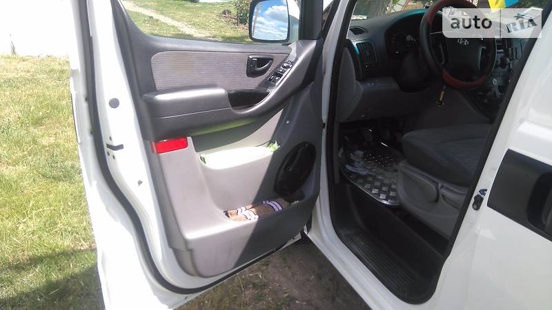 Мінівен Hyundai H-1 2009 в Одесі