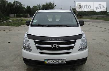 Минивэн Hyundai H-1 2010 в Киеве