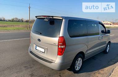 Грузопассажирский фургон Hyundai H-1 2015 в Одессе