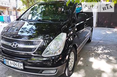 Минивэн Hyundai H-1 2012 в 