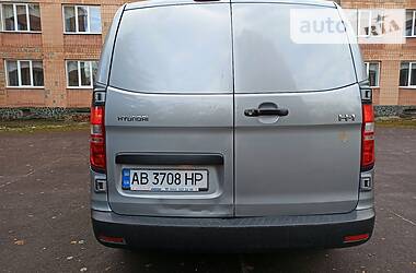 Мінівен Hyundai H-1 2012 в Рівному