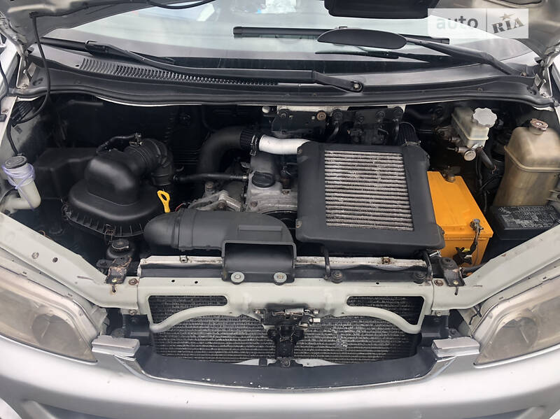 Грузовой фургон Hyundai H-1 2004 в Львове