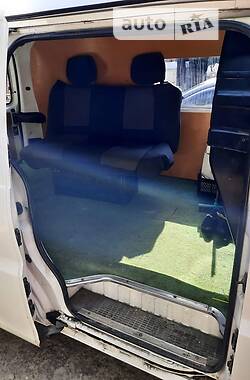 Минивэн Hyundai H-1 2005 в 