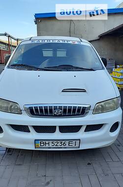 Вантажний фургон Hyundai H-1 2007 в 