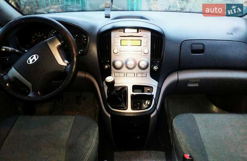Минивэн Hyundai H-1 2008 в Запорожье