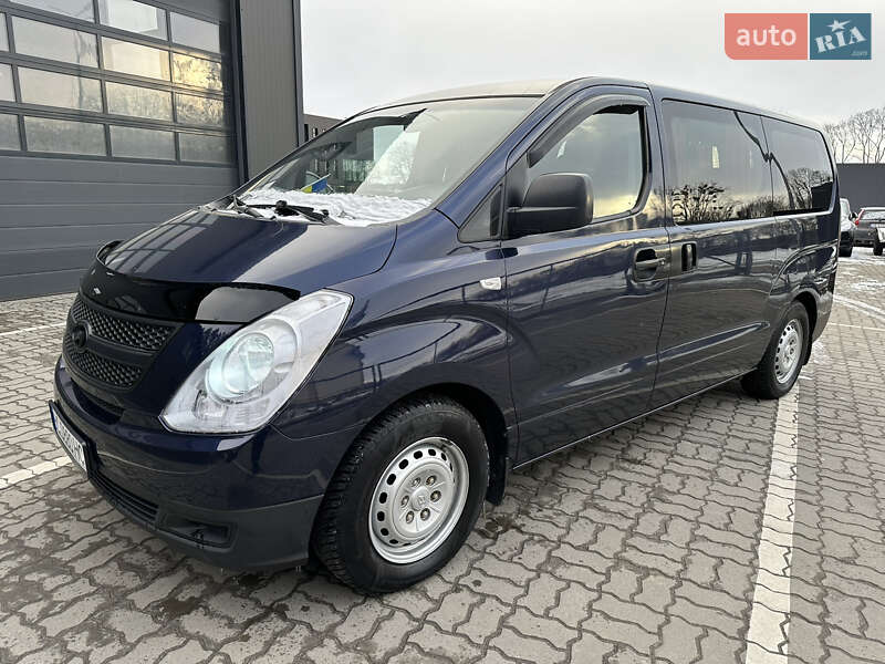 Мінівен Hyundai H-1 2008 в 